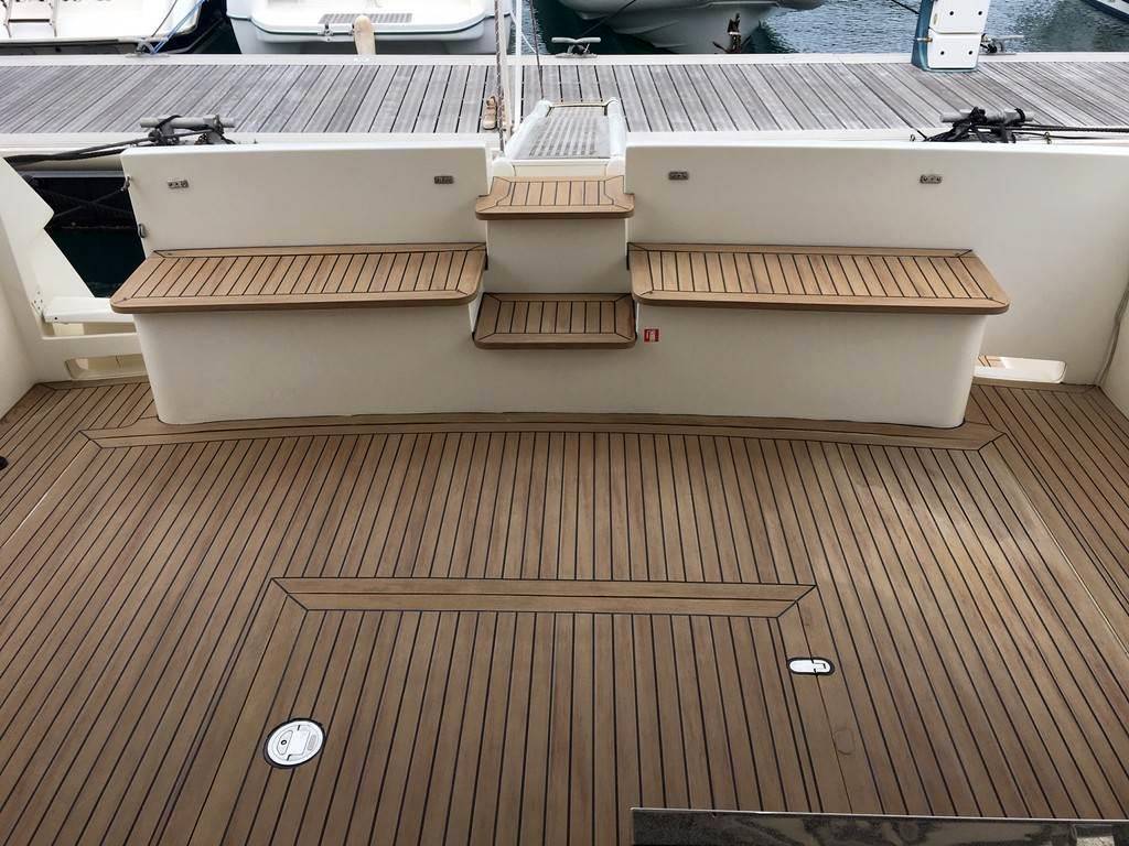 Ferretti yachts 480