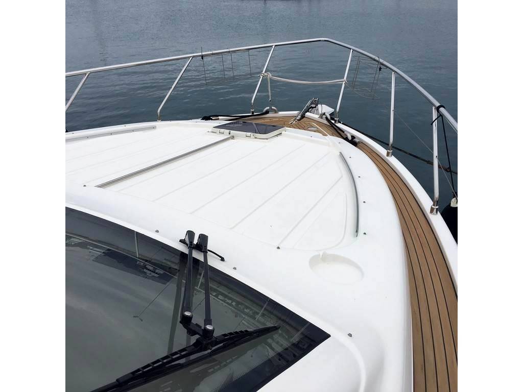 Ferretti yachts 480