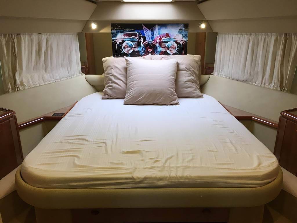 Ferretti yachts 480