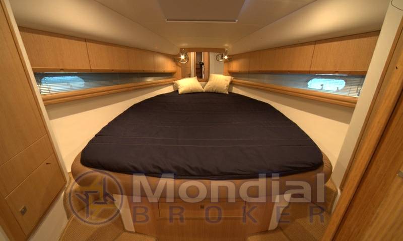 Airon marine 4300 t-top