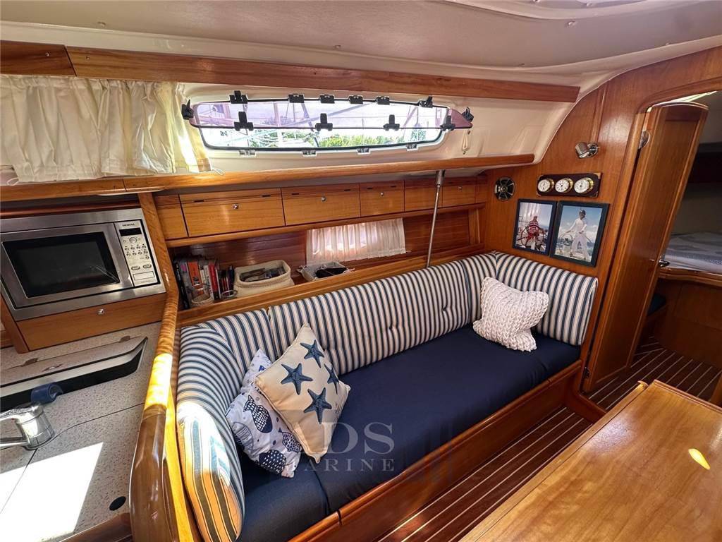 Bavaria 38 cruiser