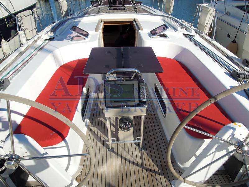 Hanse 470e, top equipment