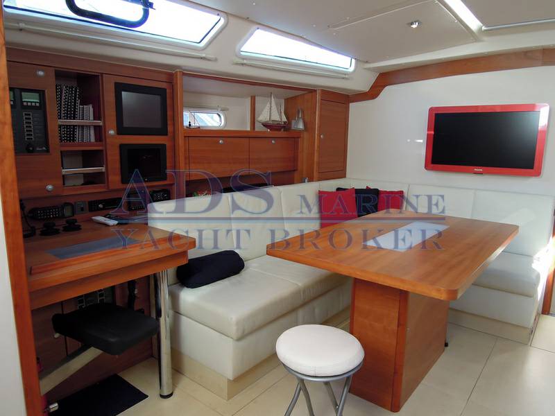 Hanse 470e, top equipment