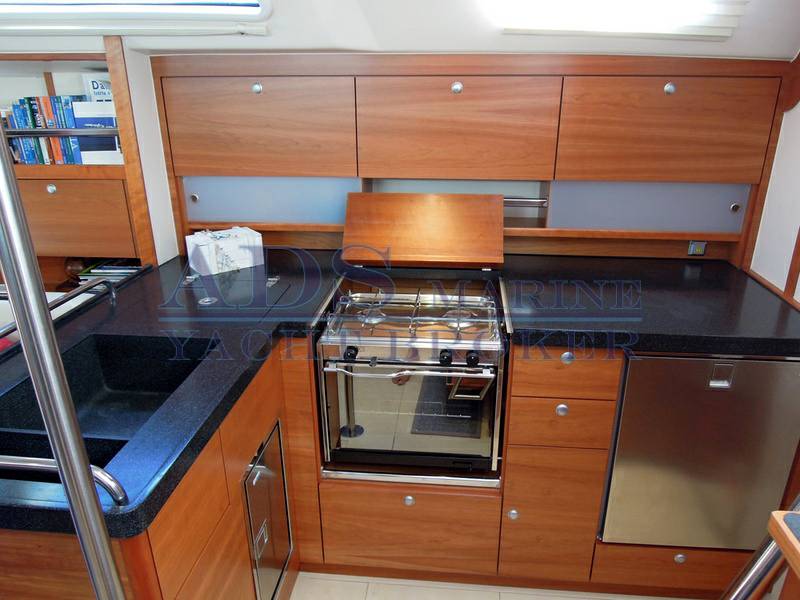 Hanse 470e, top equipment