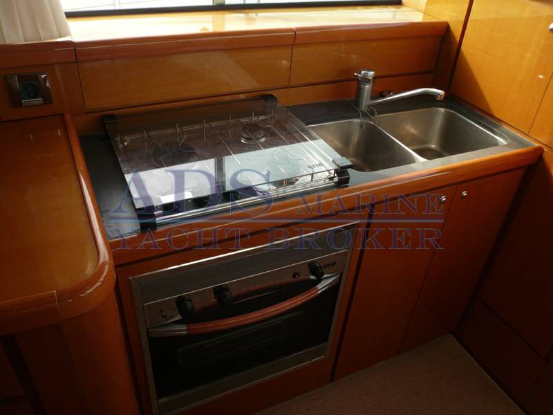 Beneteau Antares 13.80