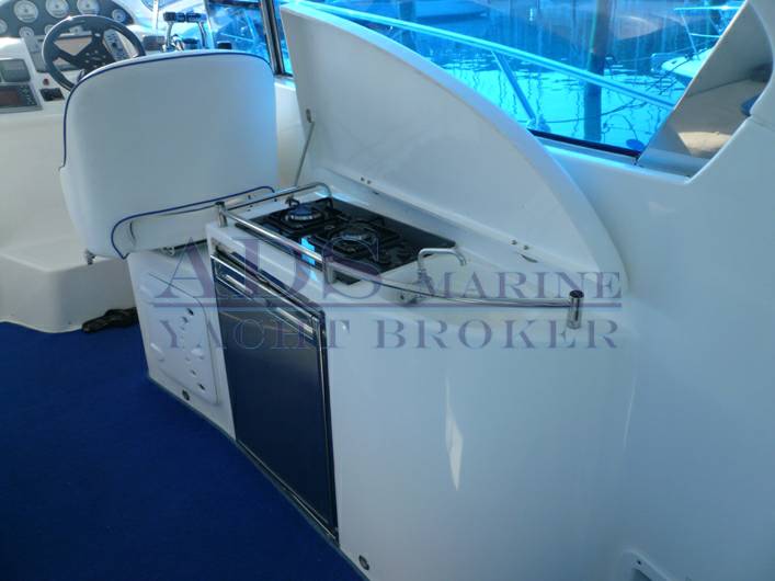 Bavaria 37 ht, axius