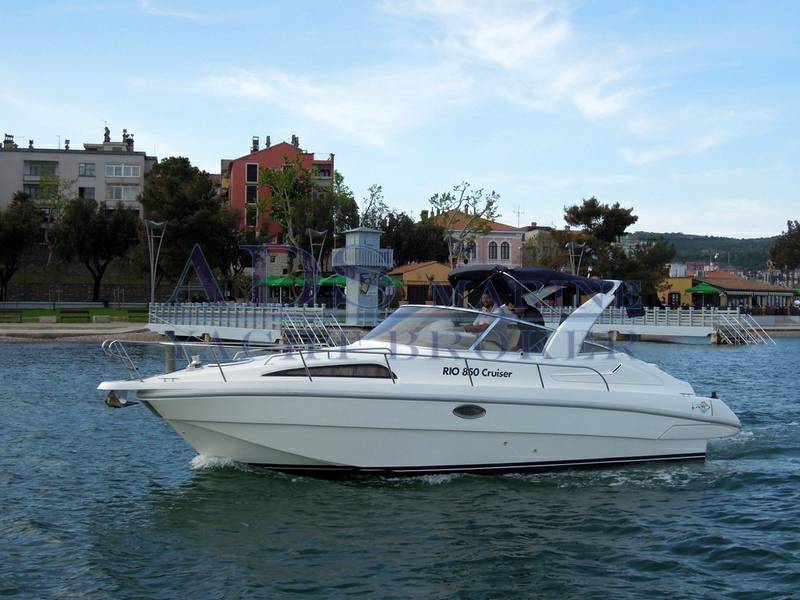 Rio 850 cruiser