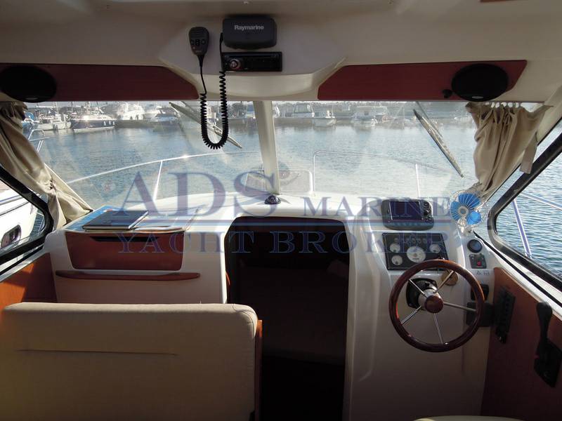 Beneteau Antares 8