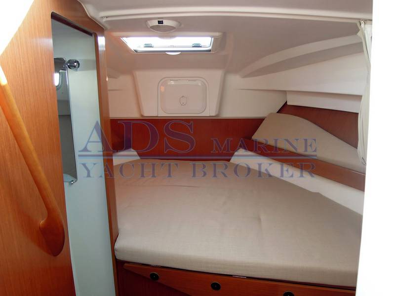 Beneteau Antares 8