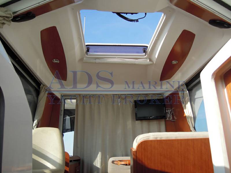 Beneteau Antares 8