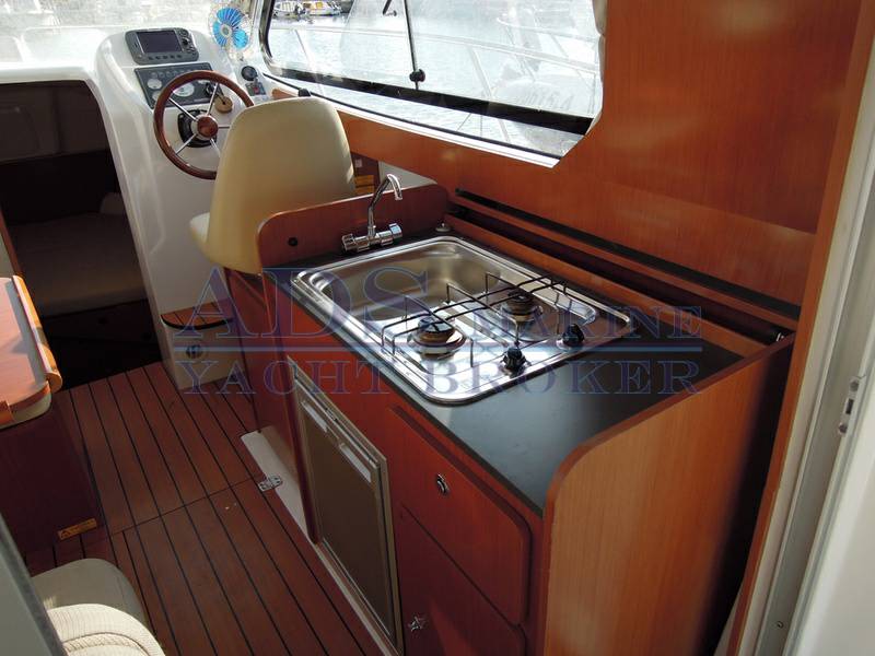 Beneteau Antares 8
