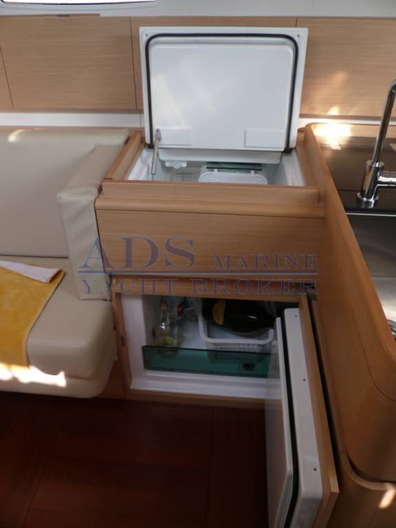 Beneteau First 45
