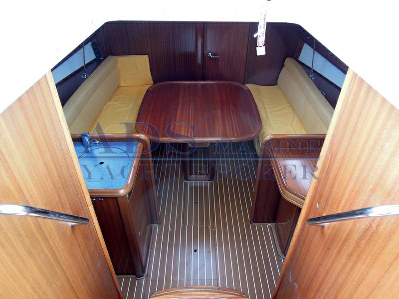 Bavaria 32