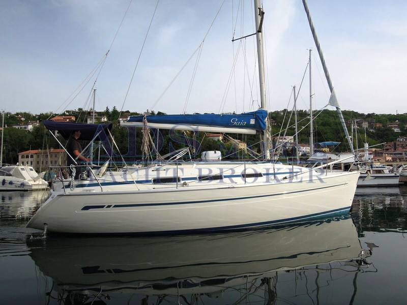 Bavaria 32