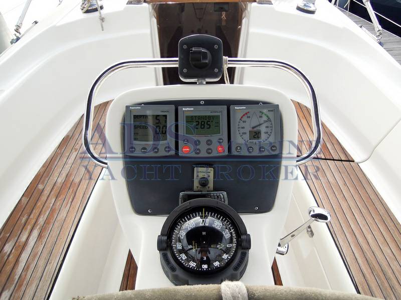 Bavaria 32