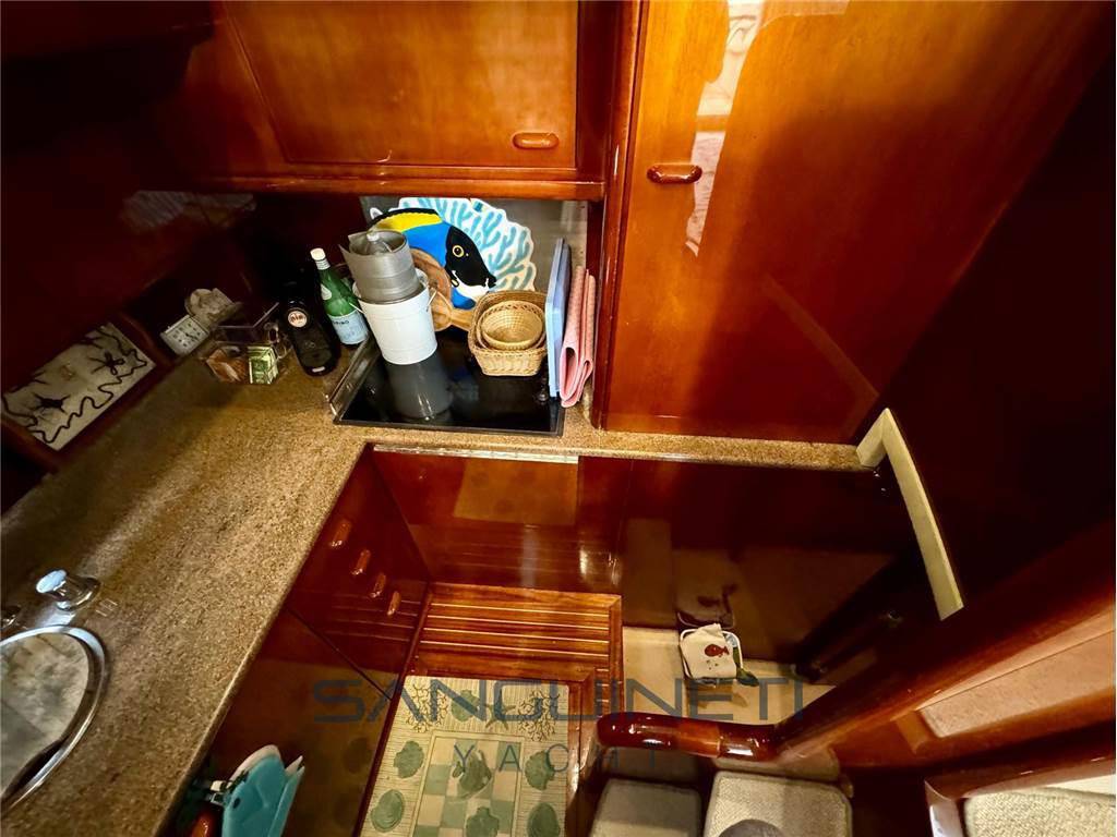 Ferretti 53