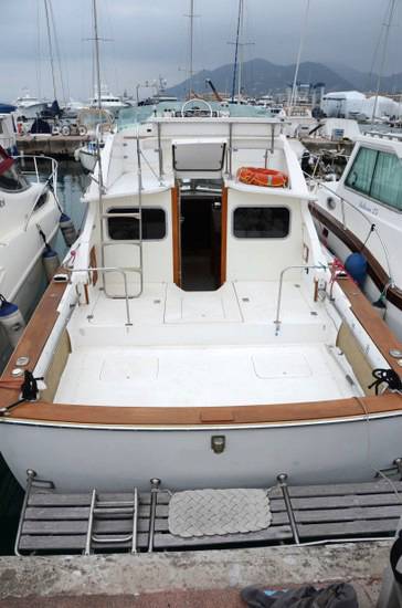 Bertram 28