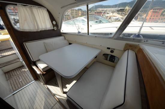 Bertram 31