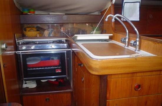 Beneteau First 305