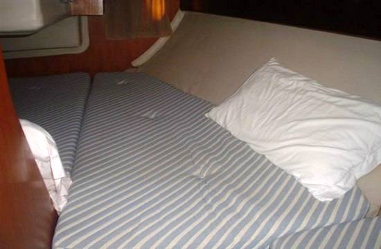 Beneteau First 305