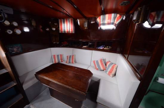 Automarine Tortuga 38