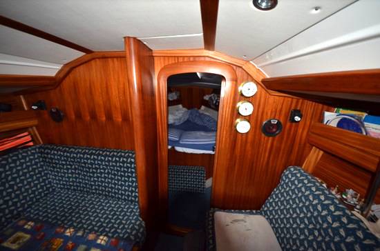 Dufour 35
