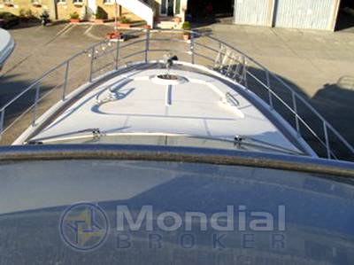 Azimut 64