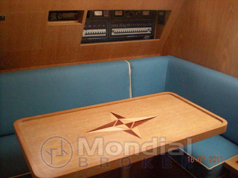 Cantieri navali di donna Serapo 33 cabin