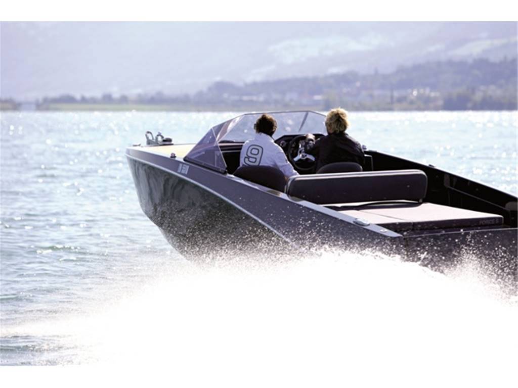 Ganz boat Ovation 6.8 nuova