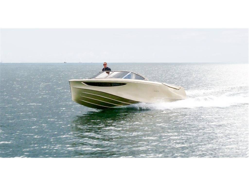 Ganz boat Ovation 7.6 nuova
