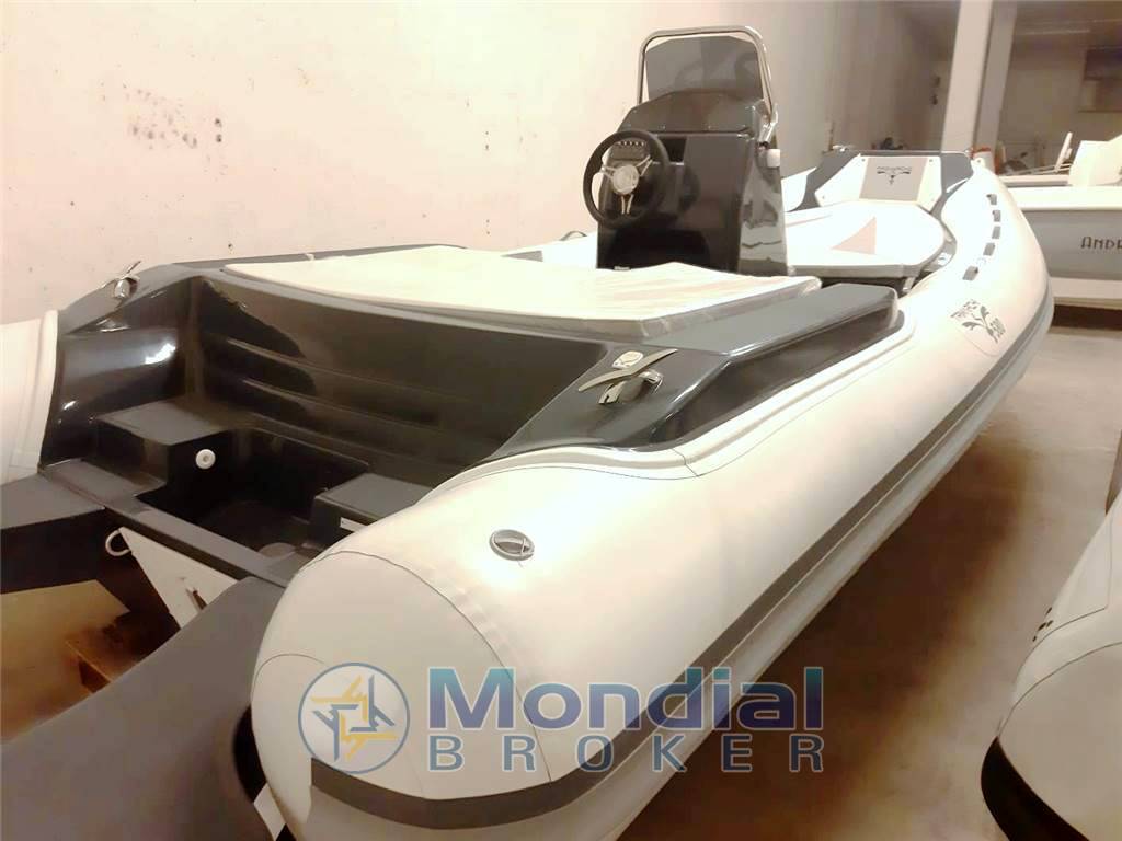 Trimarchi 580 rib
