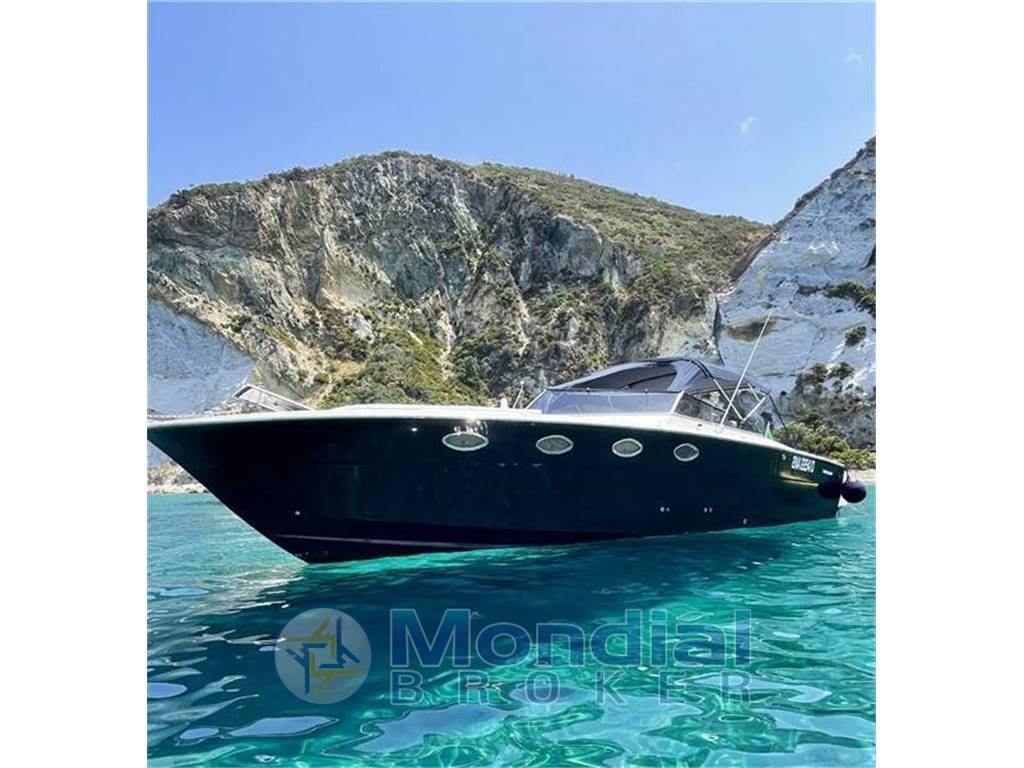 Tornado 38 flush deck