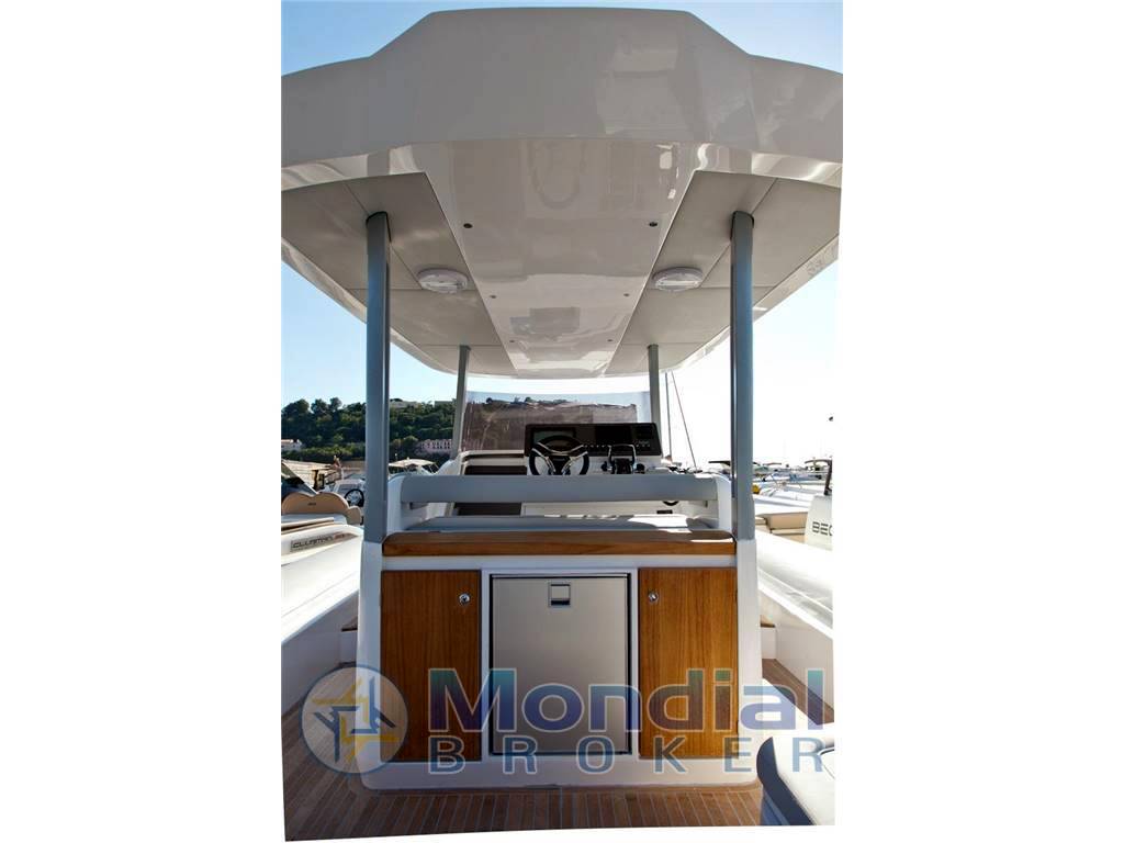 Coastal boat 12 rada