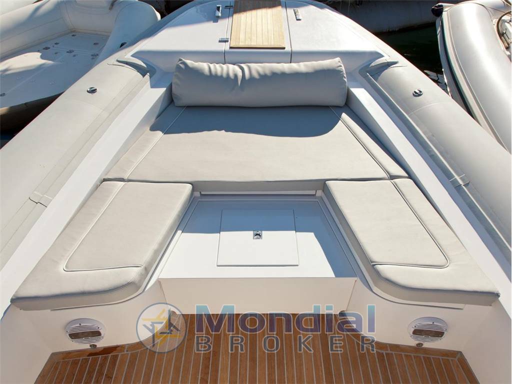 Coastal boat 12 rada