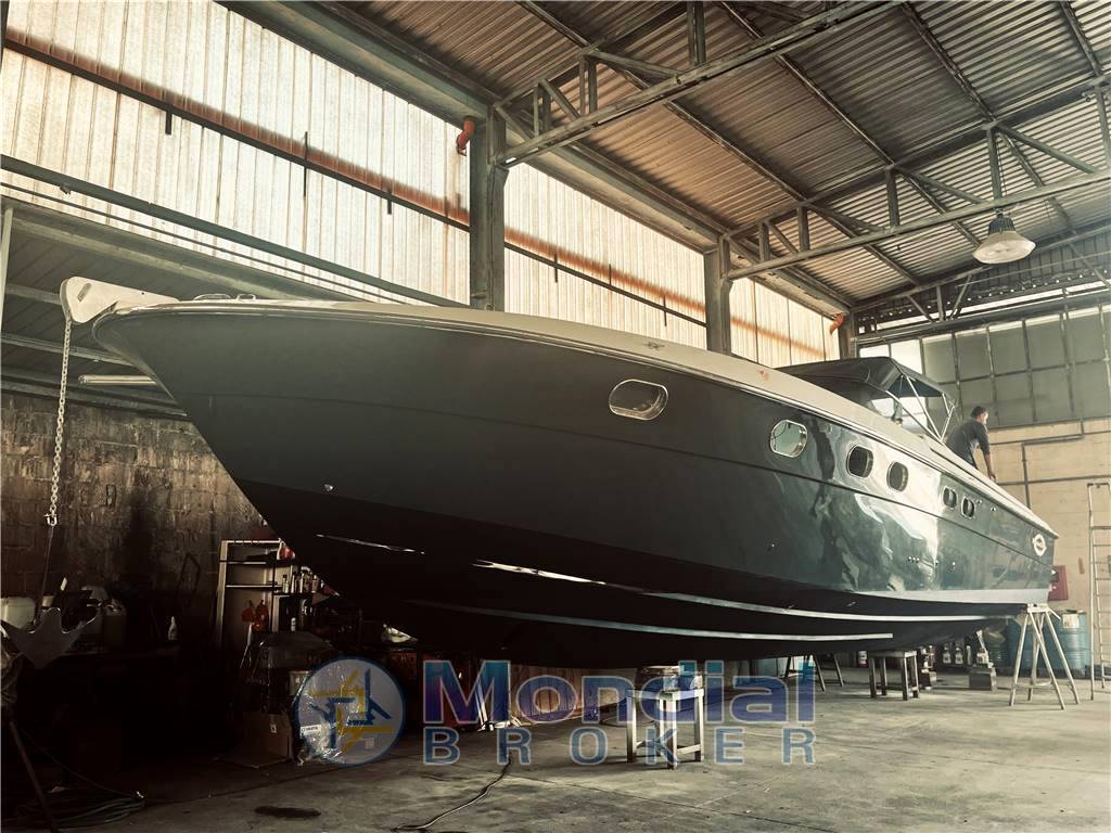 Magnum marine 40 sport total - refitting 2025