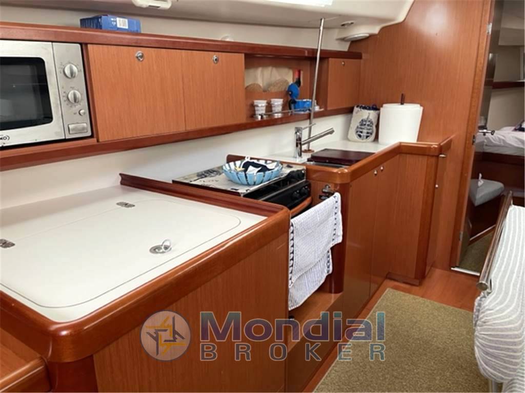 Beneteau yacht Oceanis 43