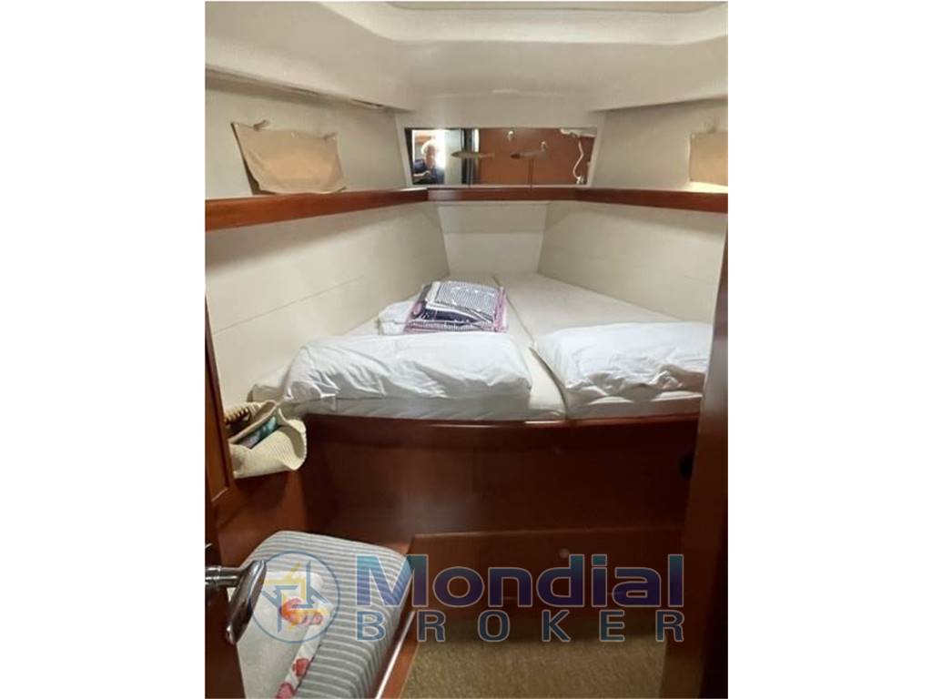 Beneteau yacht Oceanis 43