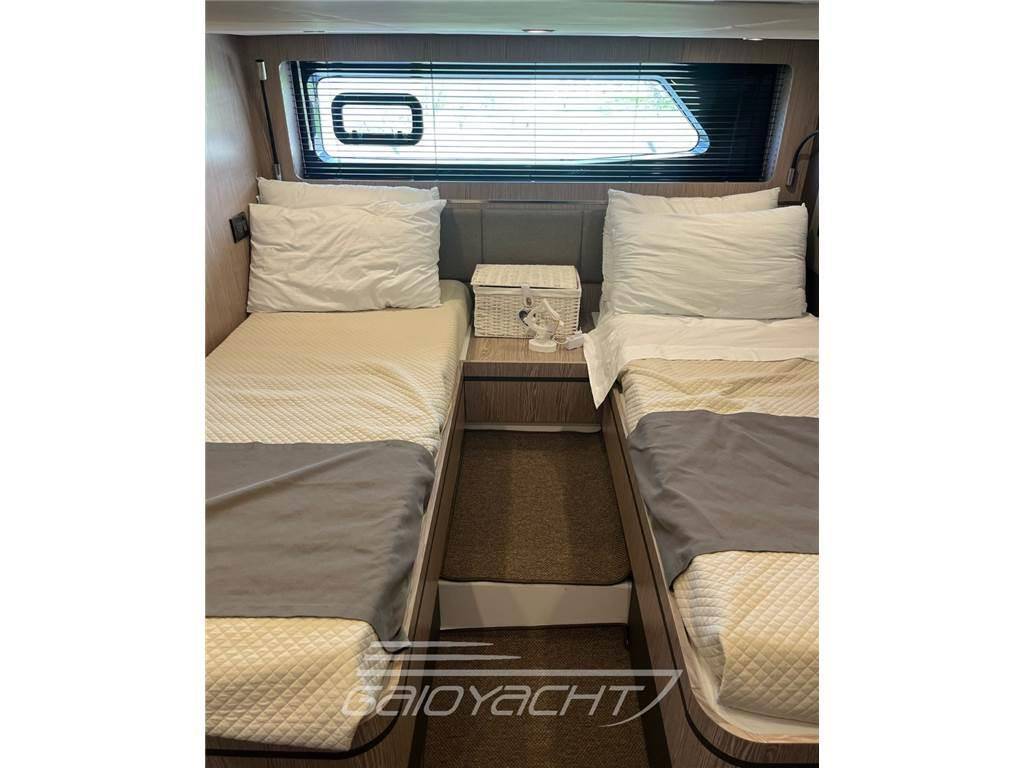 Azimut Atlantis 43