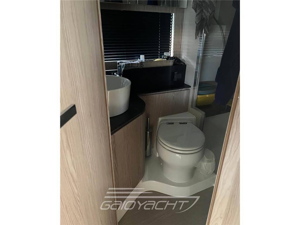 Azimut Atlantis 45