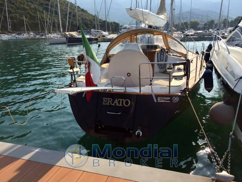 Tartan 4300