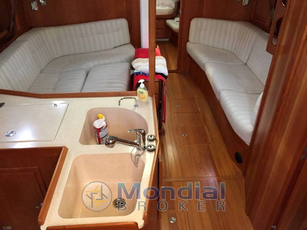 Tartan 4300