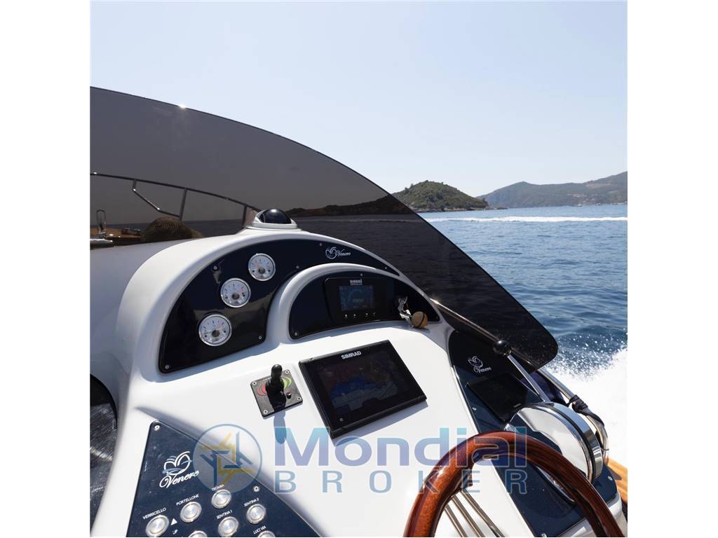 Cantieri nautici venere 28 flash