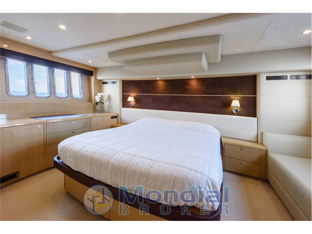 Princess 62 fly