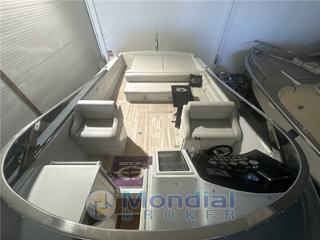 Magnum marine 40