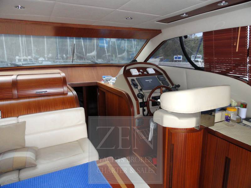 Viking yachts Sanremo 465