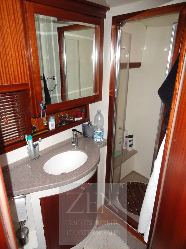 Viking yachts Sanremo 465