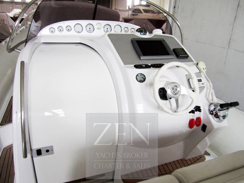 Sacs marine Stratos 12