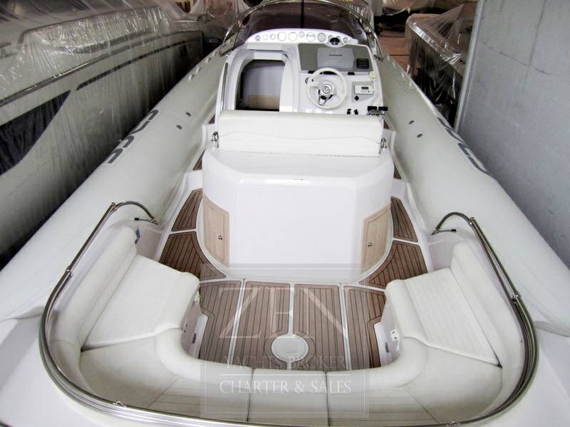 Sacs marine Stratos 12