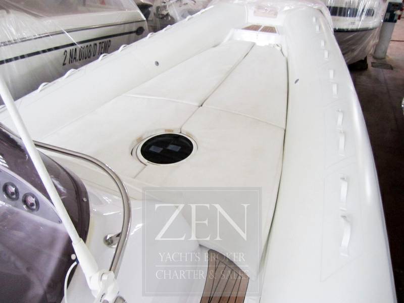 Sacs marine Stratos 12