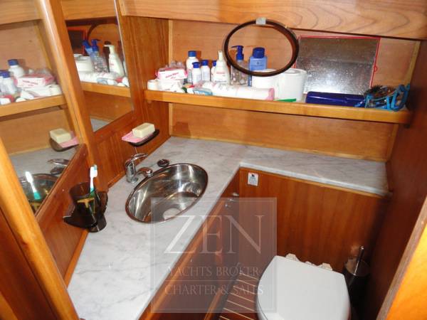 Patrone moreno 33 cabin